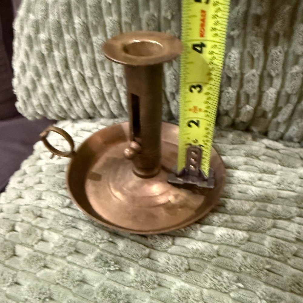 Antique Brass Chamberstick Candlestick Holder with candle lift and spill plate - Picture 11 of 11